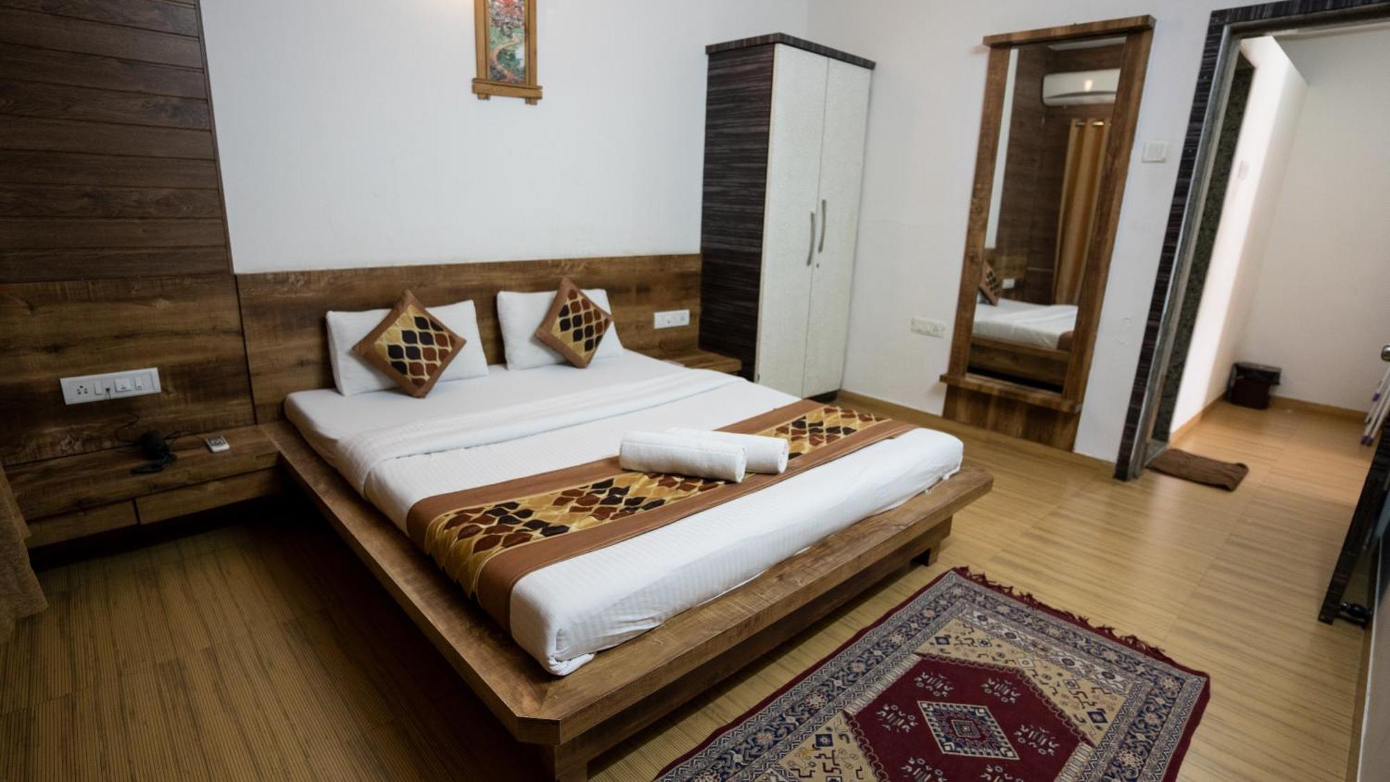 Ruturaj Inn Алибаг Экстерьер фото